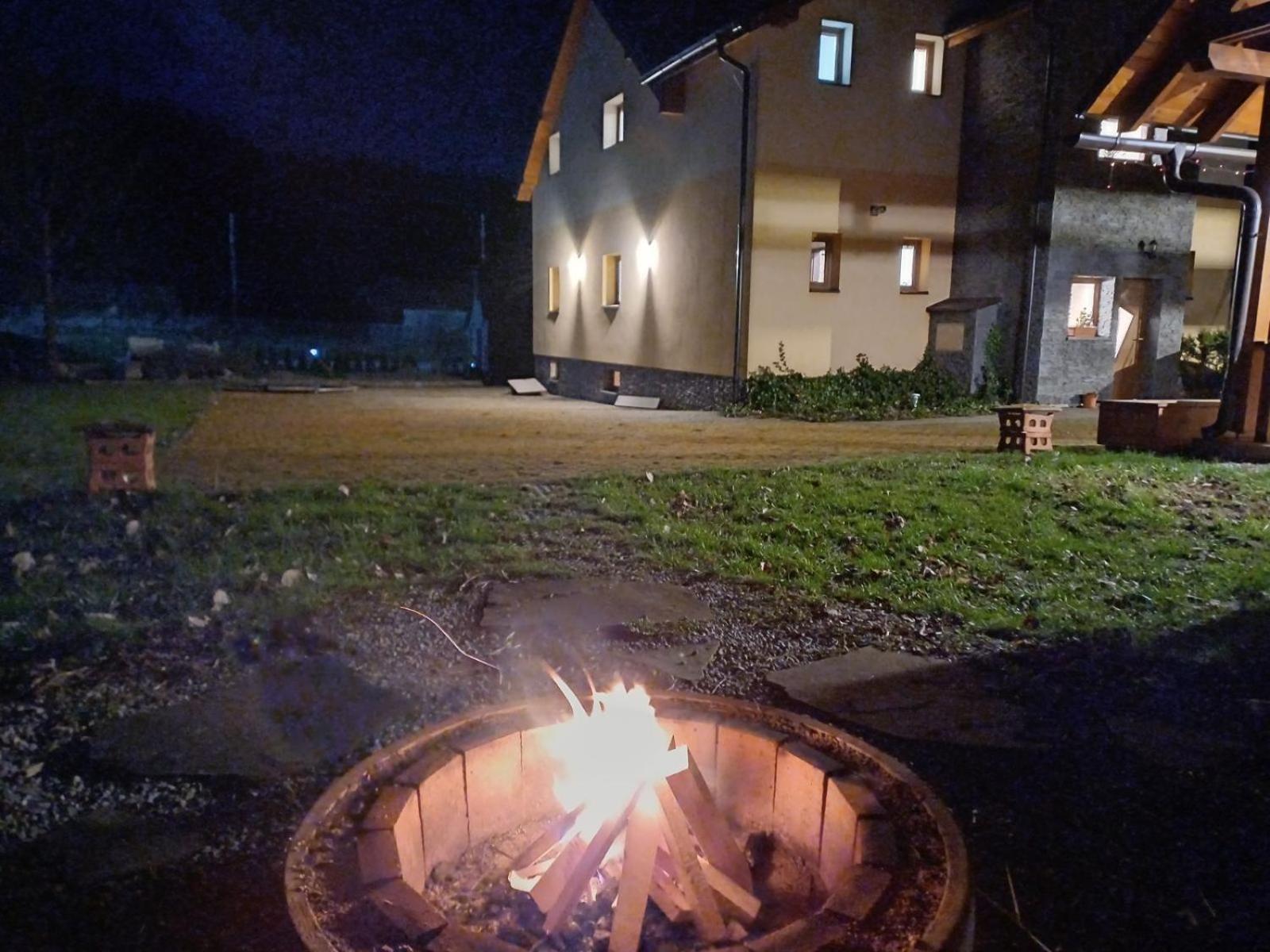 Vila Pohoda Javorniky S Rozlahlym Pozemkom Makov Exterior foto